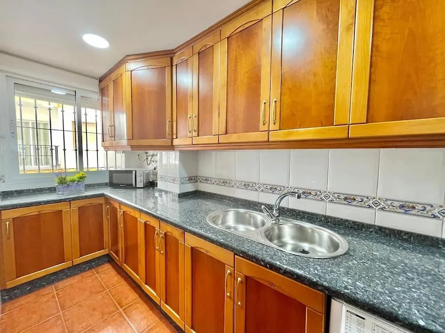 Lafrenchtouch - Centrico Y Moderno Cerca Del Tren Apartment Benalmadena